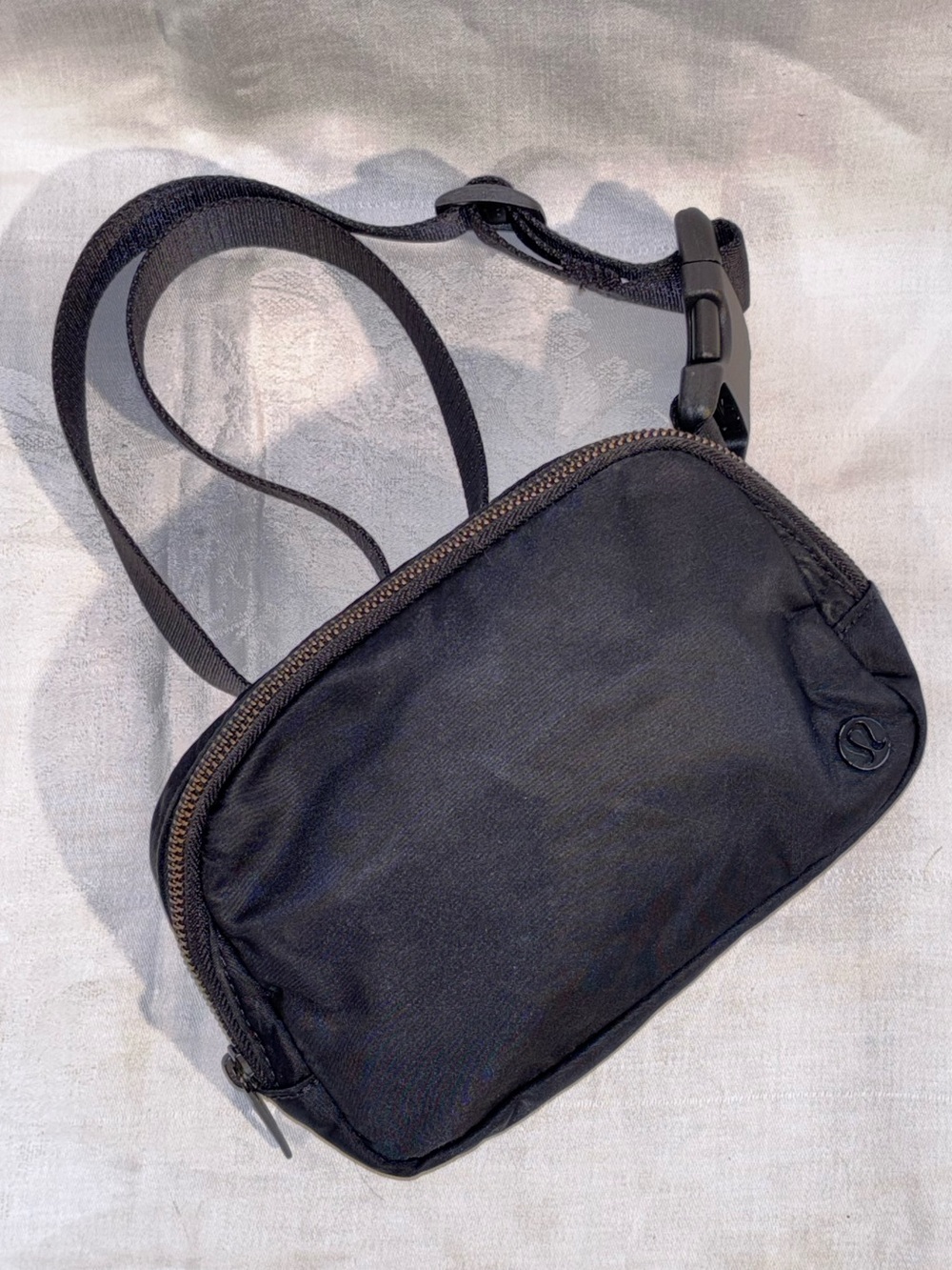 Lululemon Everywhere Waist Fanny Belt Bag 1L Black